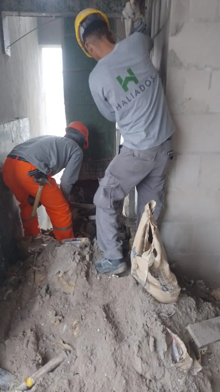 Retiro y movimiento de materiales